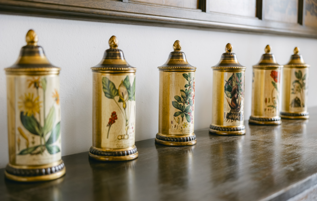 Old vessels with medicinal plant motifs